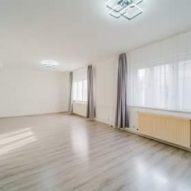 Foto inzerátu Prodej, Rodinný dům, 186 m2