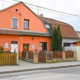 Prodej, Rodinný dům, 160 m2 / 19797929