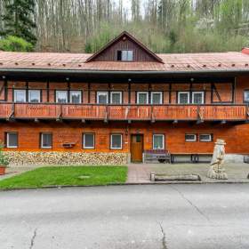Prodej, ubytování, 813 m2 / 19815089