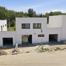 Prodej, Rodinný dům, 200 m2 / 19827725