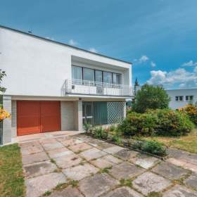 Prodej, Rodinný dům, 220 m2 / 19851590