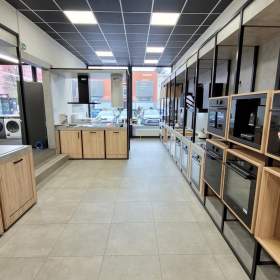 Pronájem, prodejny, 72 m2 / 19864095