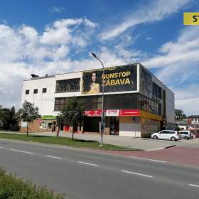 Foto inzerátu Pronájem, prodejny, 500 m2