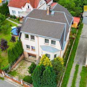 Prodej, Rodinný dům, 270 m2 / 19912860