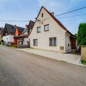 Prodej, Rodinný dům, 161 m2 / 19939909