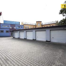 Foto inzerátu Pronájem, prodejny, 350 m2