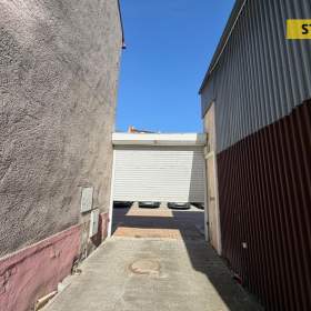 Foto inzerátu Pronájem, prodejny, 350 m2