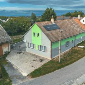 Prodej, Rodinný dům, 220 m2 / 19946744