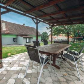 Foto inzerátu Prodej, Rodinný dům, 220 m2