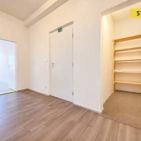Foto inzerátu Pronájem, prodejny, 115 m2