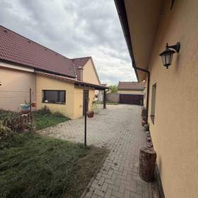 Foto inzerátu Pronájem, Rodinný dům, 170 m2