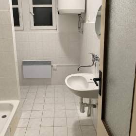 Foto inzerátu Pronájem, byt 1+kk, 35 m2