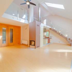 Foto inzerátu Prodej, Rodinný dům, 270 m2