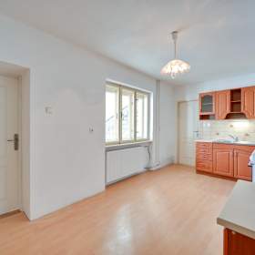 Foto inzerátu Prodej, Rodinný dům, 200 m2