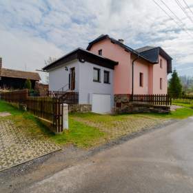 Foto inzerátu Prodej, Rodinný dům, 219 m2