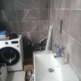 Obklady, dlažby, omítky, rekonstrukce bytů, zednické práce / 12573111