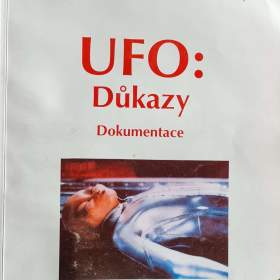 Fotka k inzerátu KNIHA O UFO / 19965142