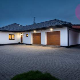 Foto inzerátu Nadstandartní rodinný dům 5+1 s pozemkem 2421m2, Čeladná