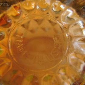 Foto inzerátu Starší sklo č. 1