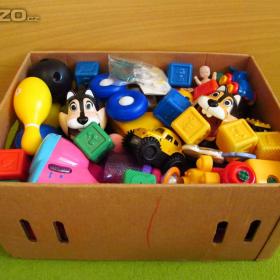 Foto inzerátu Starší hračky