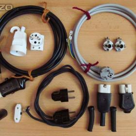 Fotka k inzerátu Starší elektro šňůry… / 12709638