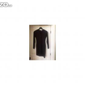 Fotka k inzerátu Prodám zajímavé šaty zn. Dividdo, vel. 30, černá barva / 15153387