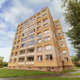Prodej bytu 3+1, 68 m2, Český Těšín -  ul. Pod Zvonek / 19618040