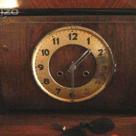 Foto inzerátu Nabízím 2ks starožitných hodin