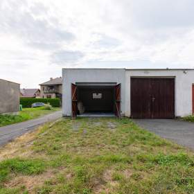 Foto inzerátu Pronájem garáže 19 m², Baška