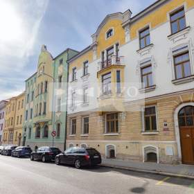 Prodej činžovního domu o užitné ploše 878 m² / 19259466
