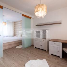 Prodej luxusního bytu 4+1, 92m2, balkon / 19432635