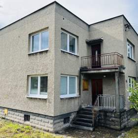 Prodej rodinného domu s garáží a s pozemkem o velikosti 813m 2 / 18523165