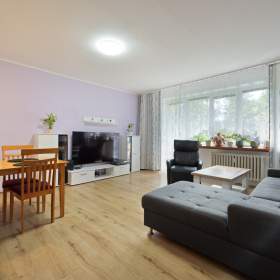 Prodej bytu 3+1, 78 m² s balkonem, velkým sklepem a možností garáže / 19602655