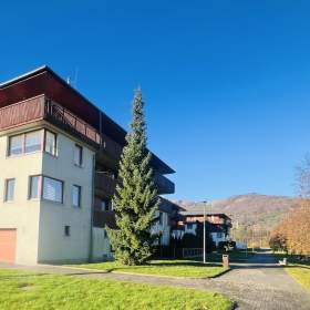 Foto inzerátu Pronájem zařízeného bytu 1+kk s terasou a parkovacím stáním – Čeladná