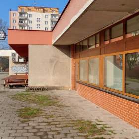 Pronájem obchodních prostor 147 m2, Vsetín, Luh / 19404099
