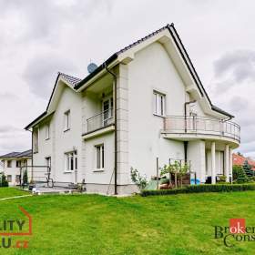 Foto inzerátu Prodej rodinné domy, 550 m² - Nová Role - Mezirolí