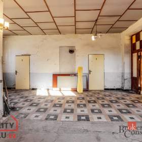 Foto inzerátu Prodej rodinné domy, 395 m2 - Úsobí