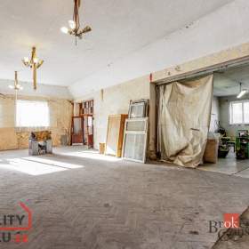 Foto inzerátu Prodej rodinné domy, 395 m2 - Úsobí