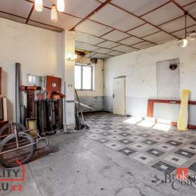 Foto inzerátu Prodej rodinné domy, 395 m² - Úsobí