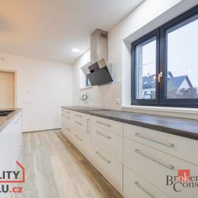 Foto inzerátu Prodej rodinné domy, 198 m² - Helvíkovice