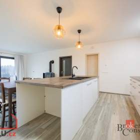 Foto inzerátu Prodej rodinné domy, 198 m² - Helvíkovice