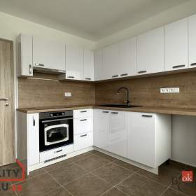 Pronájem byty 1+1, 39 m2 -  Razová / 19310899