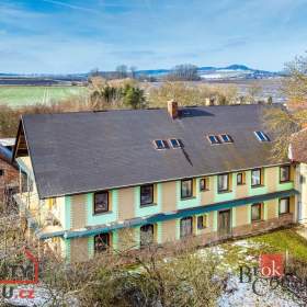 Foto inzerátu Prodej rodinné domy, 300 m² - Nemyčeves