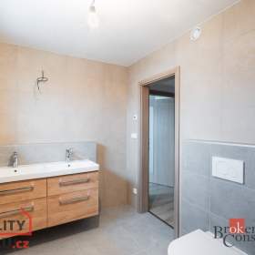 Foto inzerátu Prodej rodinné domy, 164 m² - Lovčice