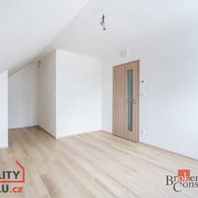 Foto inzerátu Prodej rodinné domy, 164 m² - Lovčice