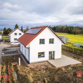 Foto inzerátu Prodej rodinné domy, 164 m² - Lovčice