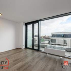 Pronájem byty 1+kk, 44 m2 -  Plzeň -  Jižní Předměstí / 19367321