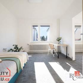 Foto inzerátu Prodej rodinné domy, 105 m2 - Praha - Kyje