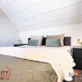 Foto inzerátu Prodej rodinné domy, 105 m2 - Praha - Kyje