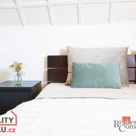 Foto inzerátu Prodej rodinné domy, 105 m2 - Praha - Kyje